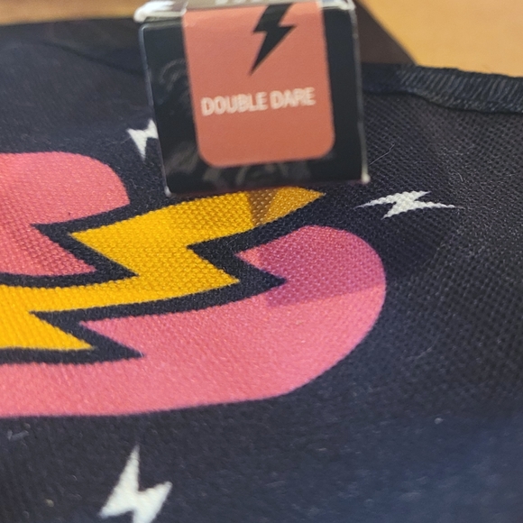 Kay Von D Everlasting Liquid Lipstick - Picture 3 of 7